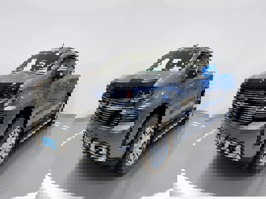 Used 2019 Chevrolet Silverado 1500 High Country w/ Technology Package image 1