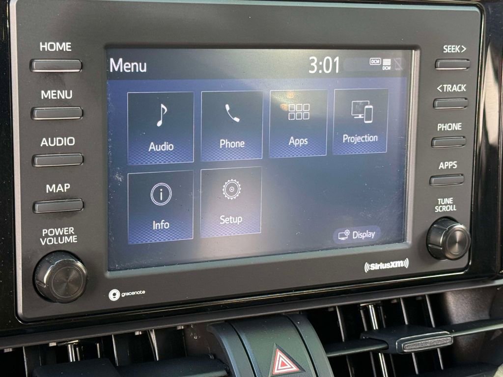 Used 2021 Toyota RAV4 LE AWD/4WD image 6