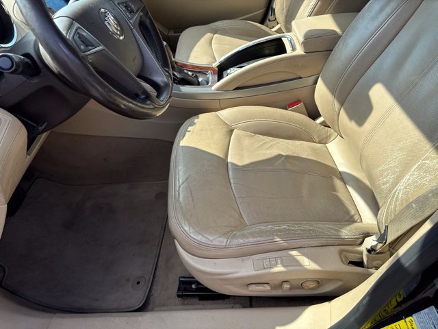 Used 2010 Buick LaCrosse CXS FWD image 16