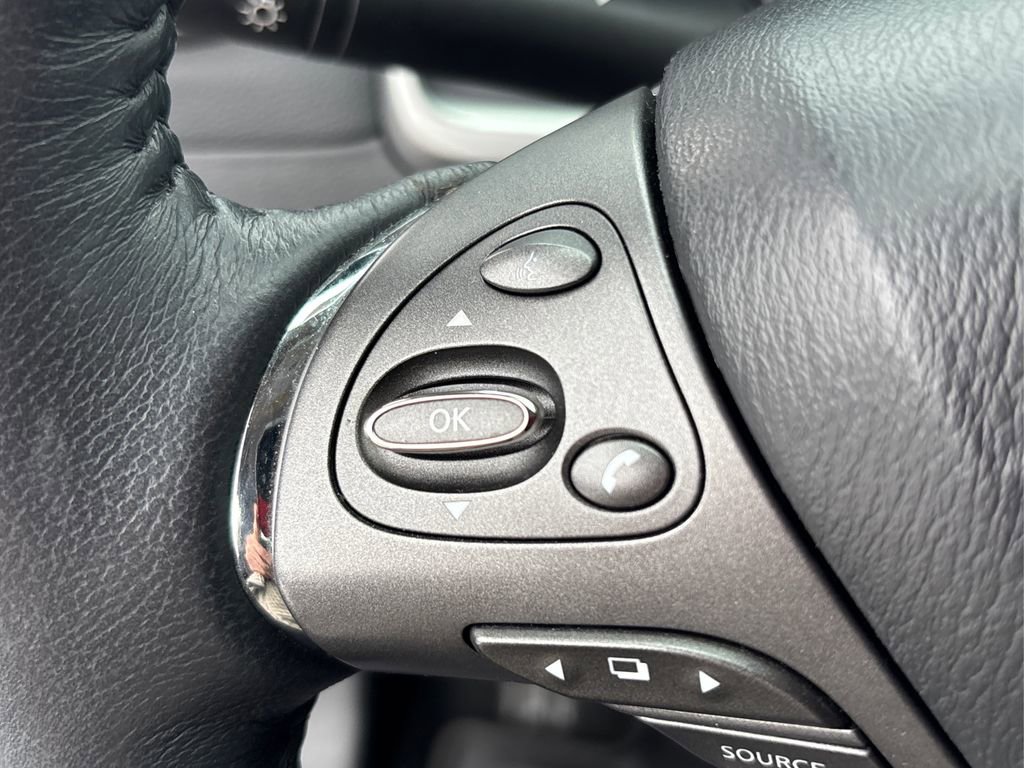 Used 2020 Nissan Murano SV image 36