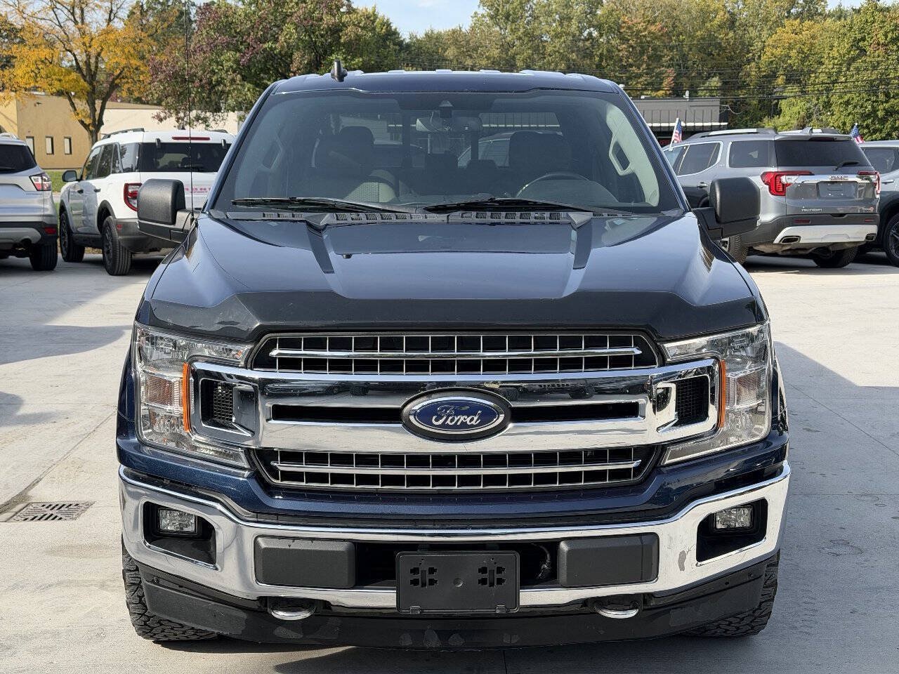 Used 2019 Ford F150 XLT w/ Equipment Group 302A Luxury AWD/4WD image 3