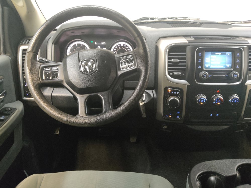 Used 2017 RAM 1500 Classic SLT AWD/4WD image 22