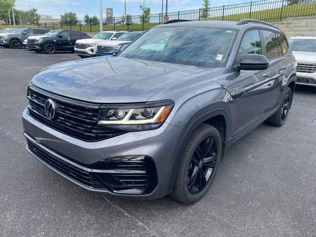 Used 2022 Volkswagen Atlas SEL R-Line AWD/4WD image 13