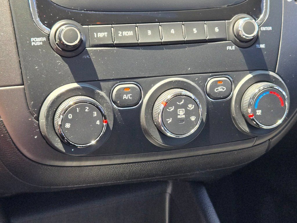 Used 2017 Kia Forte LX FWD image 20