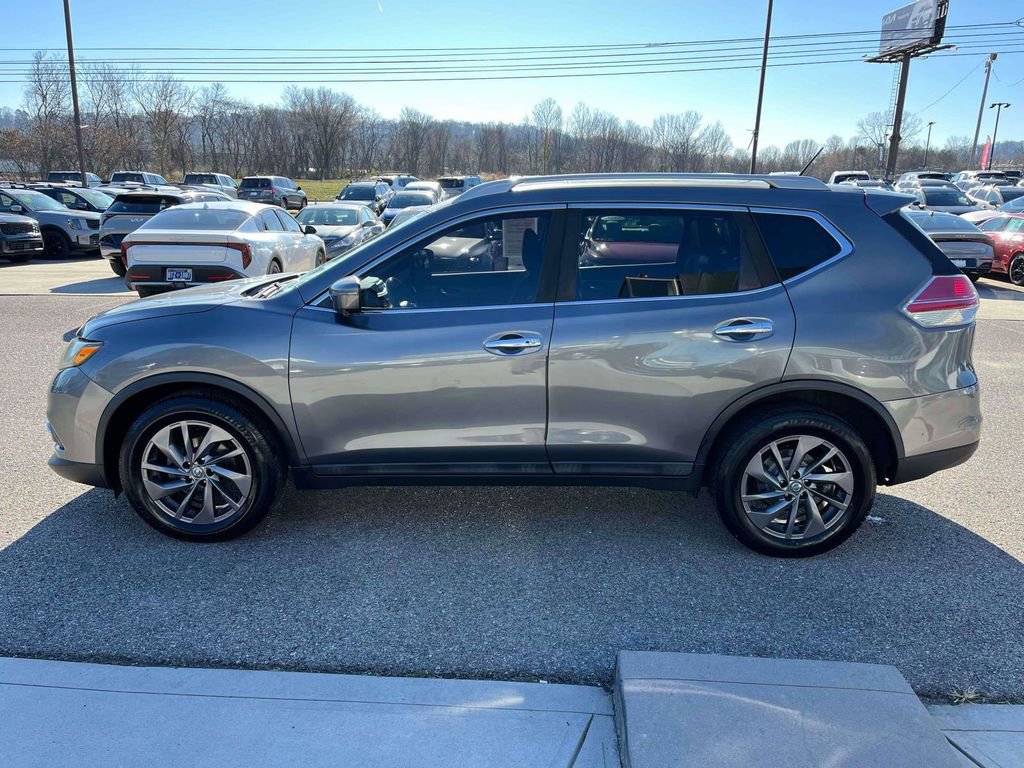 Used 2016 Nissan Rogue SL w/ SL Premium Package image 30
