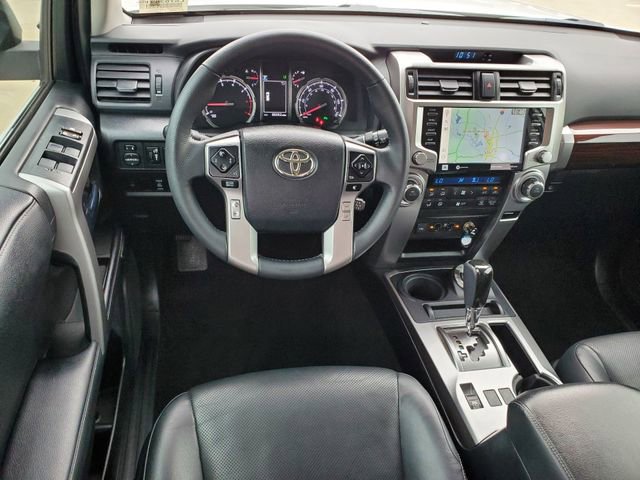 Used 2020 Toyota 4Runner Limited AWD/4WD image 23
