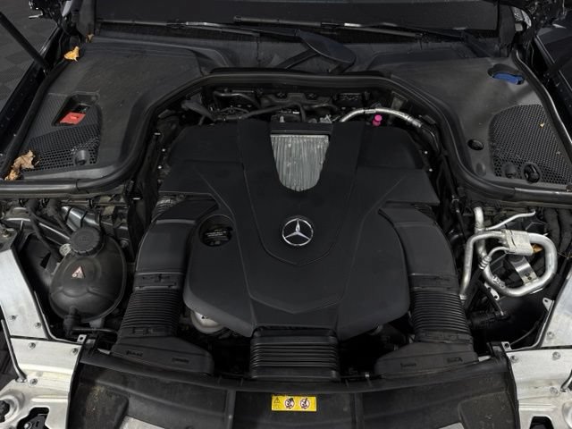 Used 2018 Mercedes-Benz E 400 4MATIC Sedan image 12