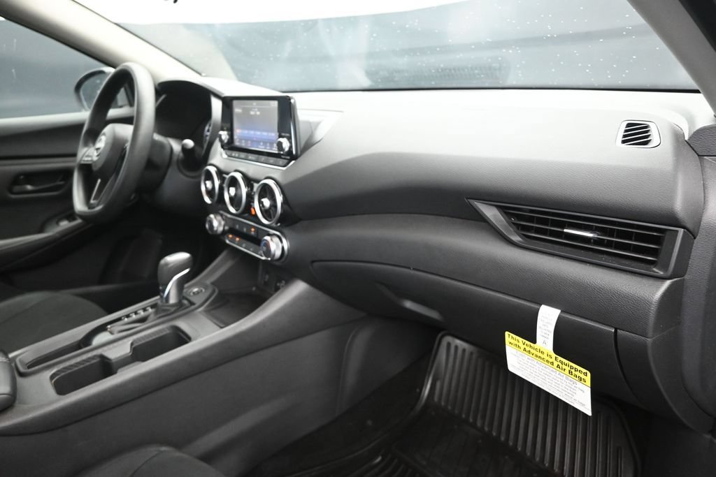 Used 2024 Nissan Sentra S FWD image 23