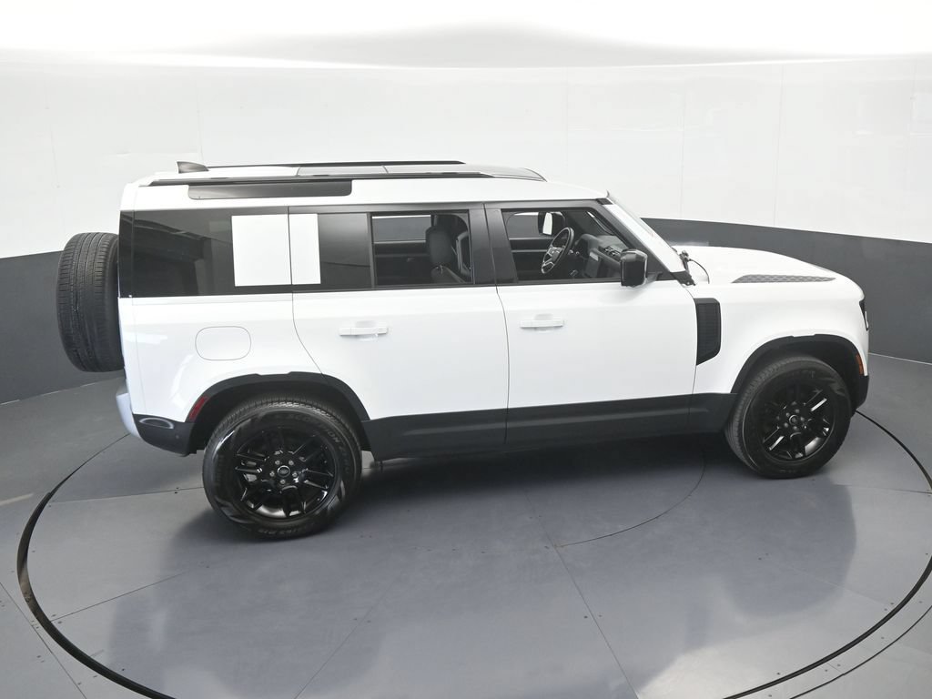 Used 2025 Land Rover Defender 110 S AWD/4WD image 69
