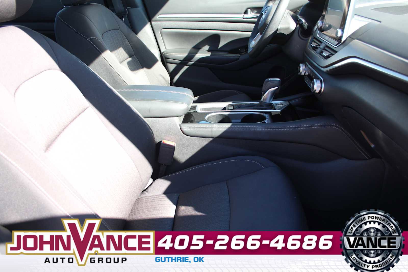 Used 2023 Nissan Altima 2.5 SV image 15