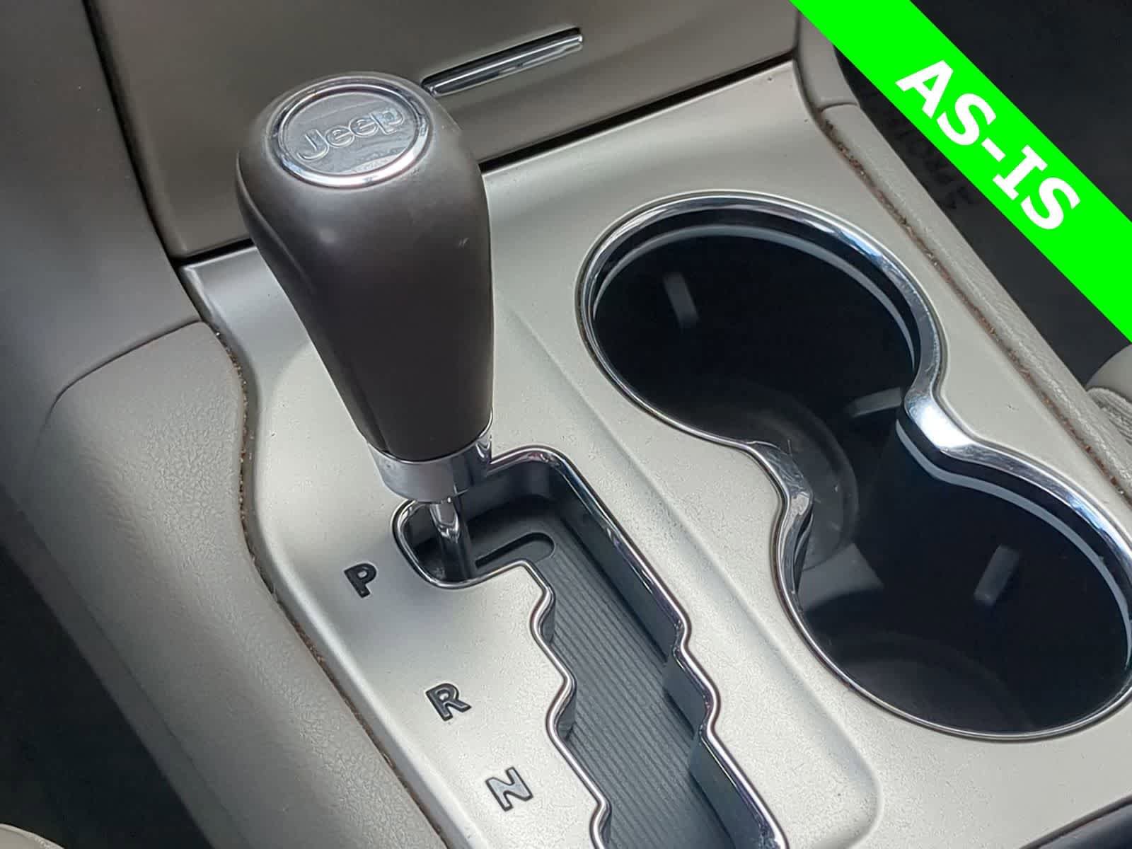 Used 2011 Jeep Grand Cherokee Laredo image 28