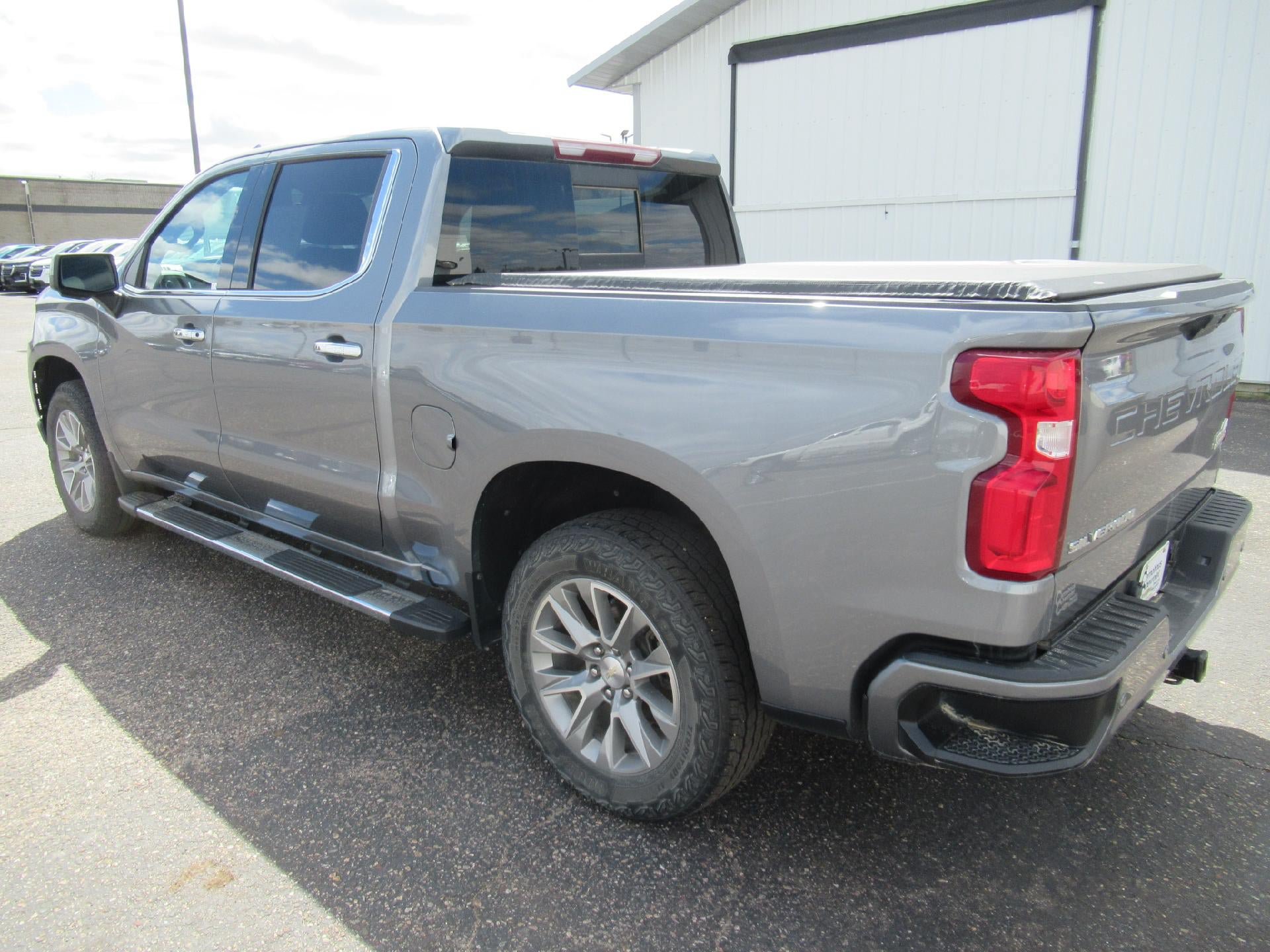 Certified 2022 Chevrolet Silverado 1500 High Country w/ Safety Package II AWD/4WD image 7