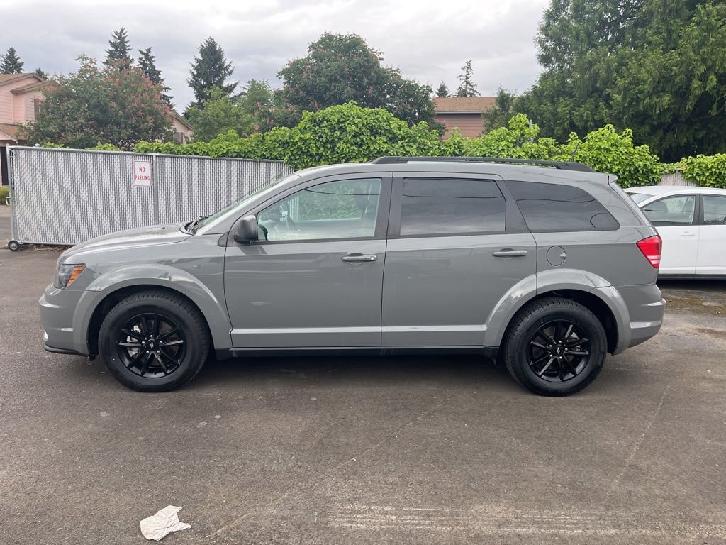 Used 2020 Dodge Journey SE w/ SE Popular Equipment Group FWD image 4
