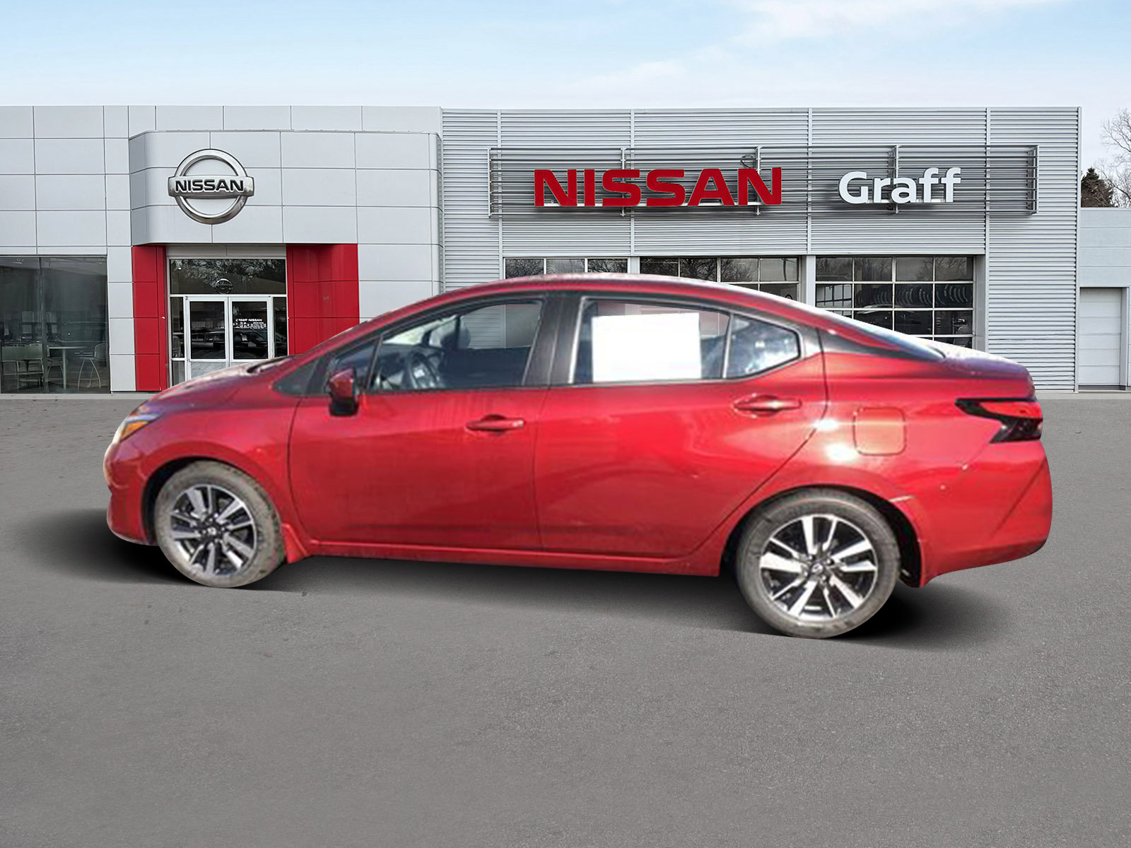 New 2025 Nissan Versa SV w/ Trunk Package