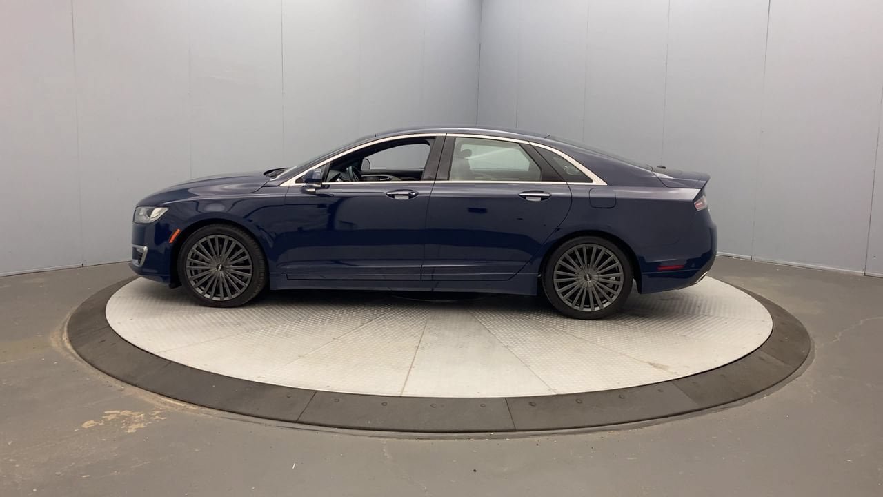 Used 2018 Lincoln MKZ Reserve w/ Technology Package AWD/4WD image 2