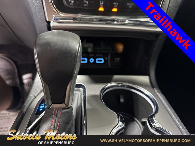 Used 2018 Jeep Grand Cherokee Trailhawk image 21