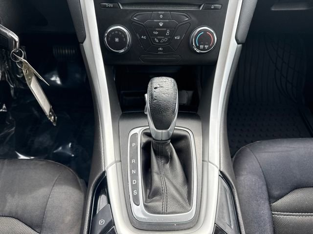 Used 2013 Ford Fusion SE FWD image 17