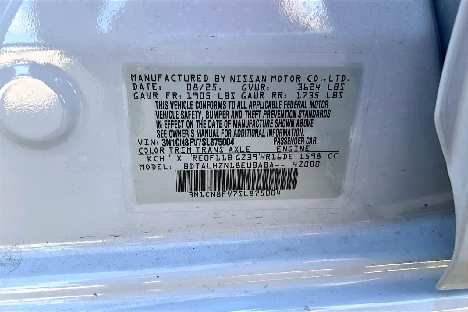 Certified 2025 Nissan Versa SR w/ Trunk Package FWD image 32