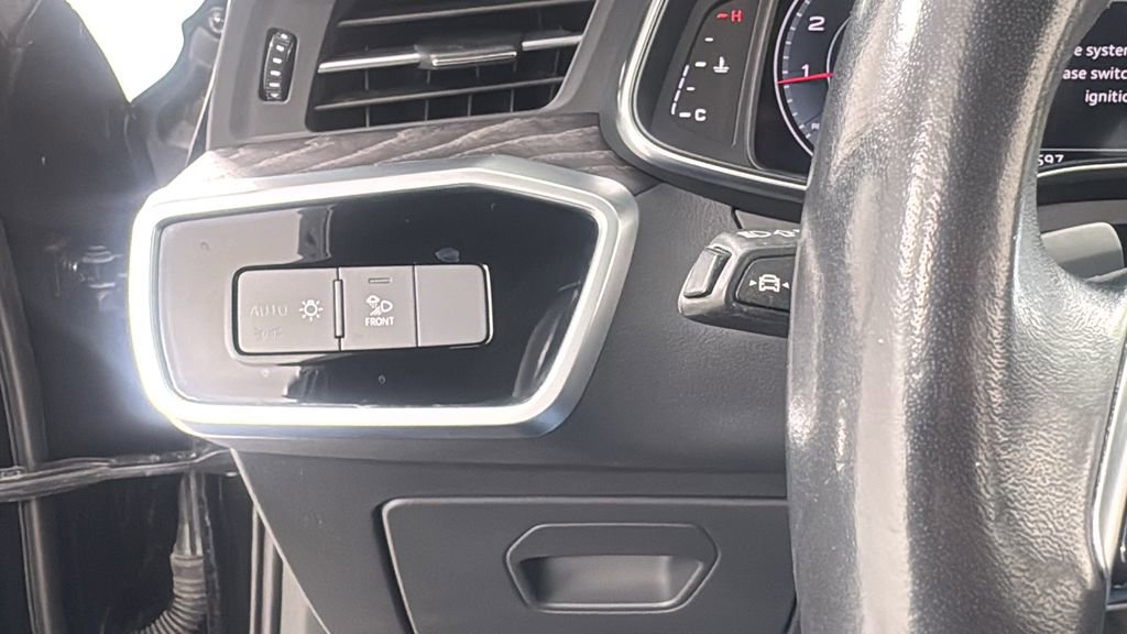 Used 2024 Audi A6 Premium Plus image 30