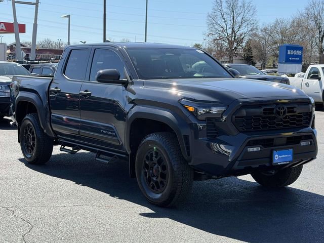 Used 2024 Toyota Tacoma TRD Off-Road image 1