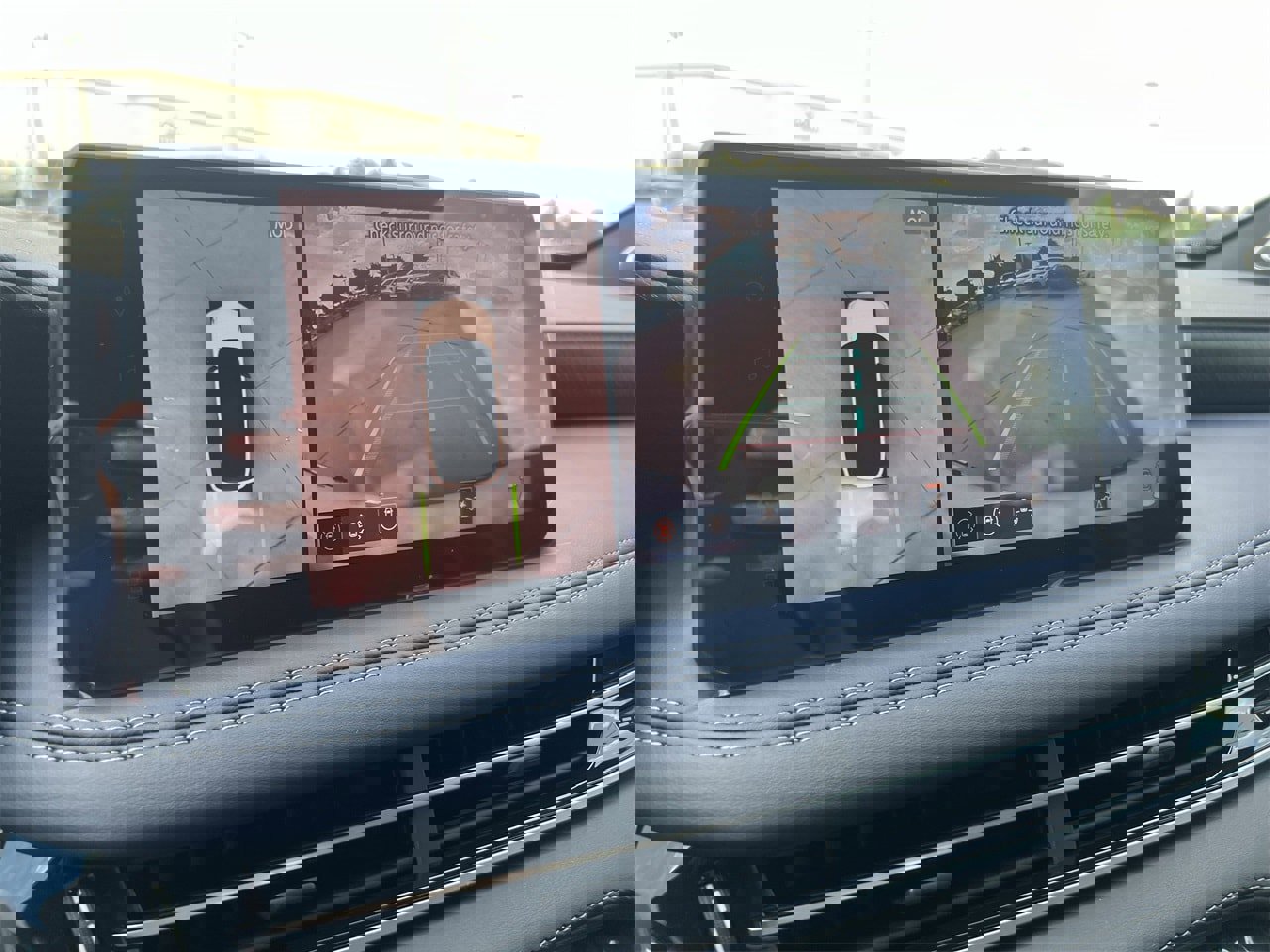 New 2026 INFINITI QX60 Sport image 16