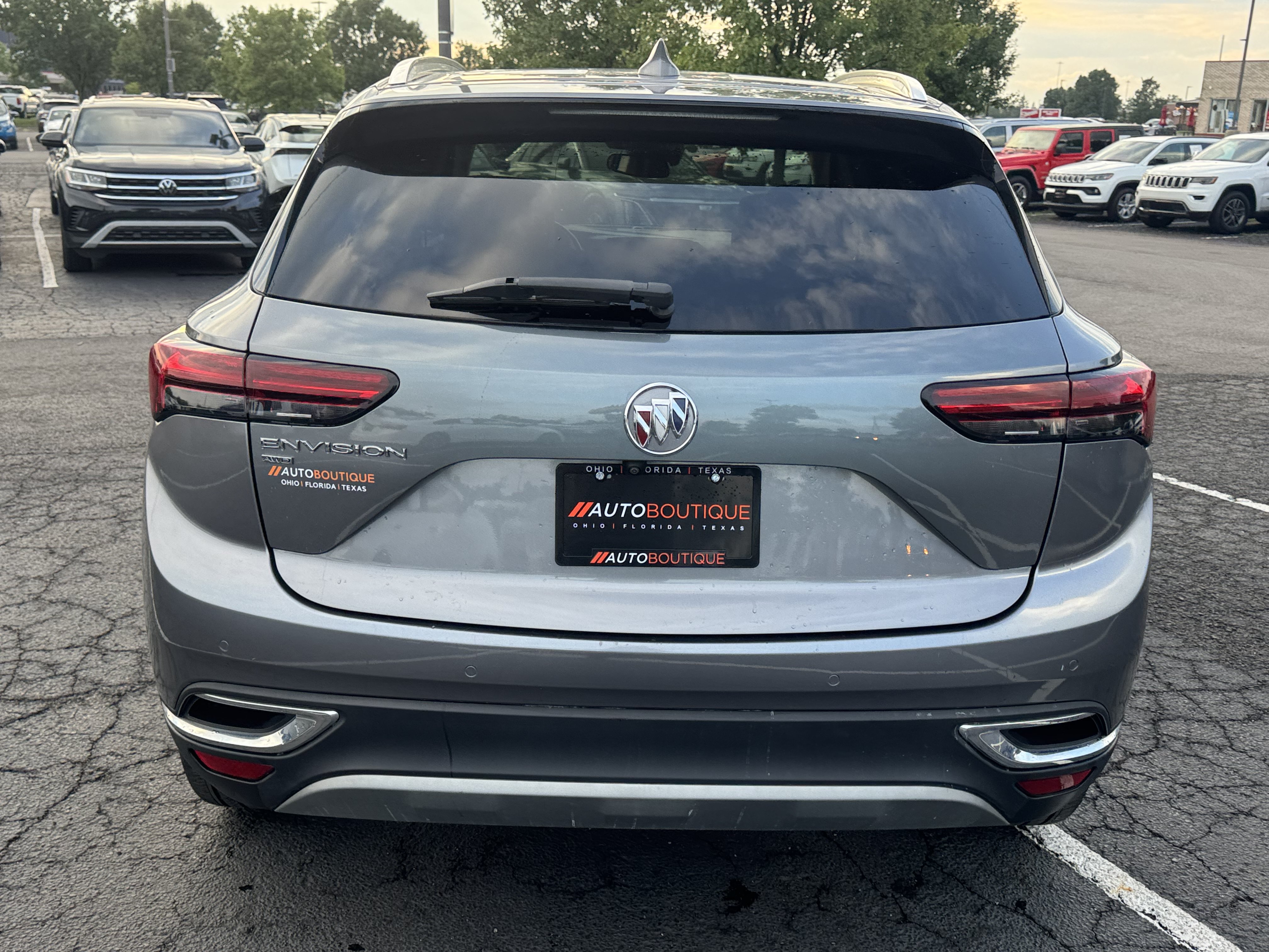 Used 2021 Buick Envision Essence w/ Technology Package I AWD/4WD image 10