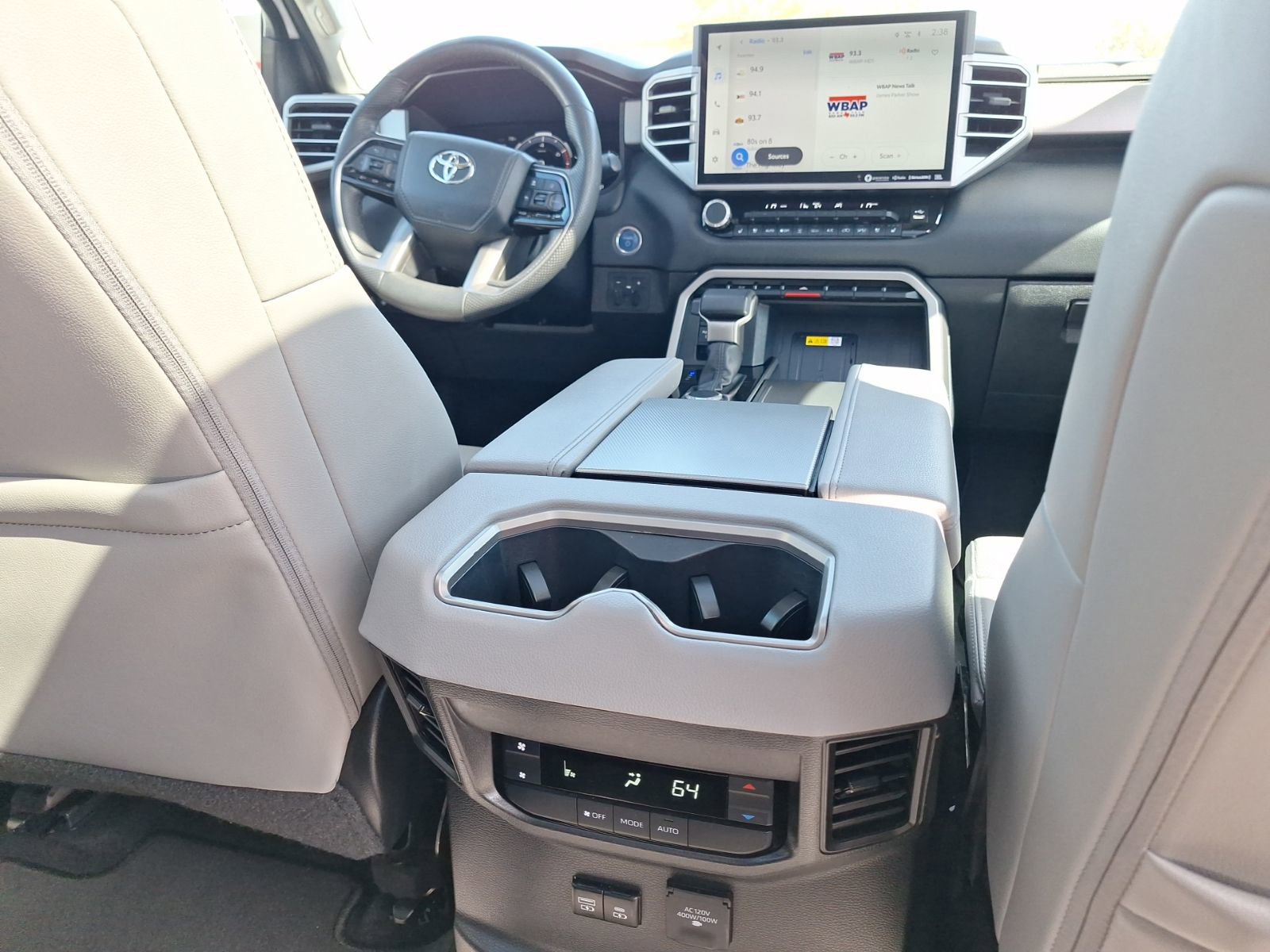 Used 2024 Toyota Sequoia Limited image 33