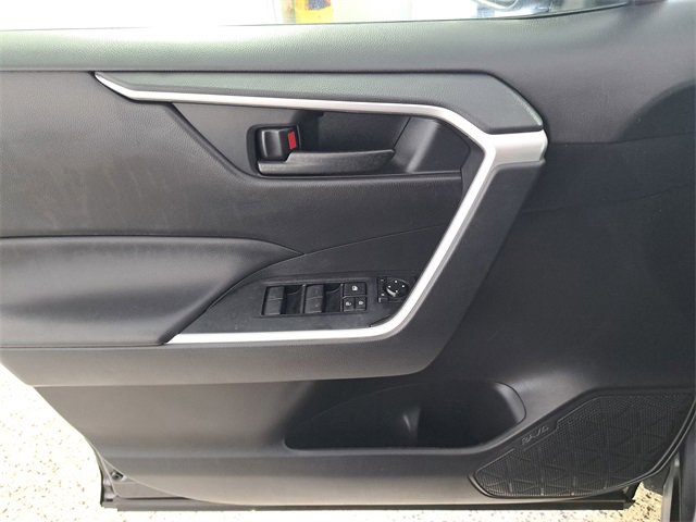 Used 2024 Toyota RAV4 LE image 21