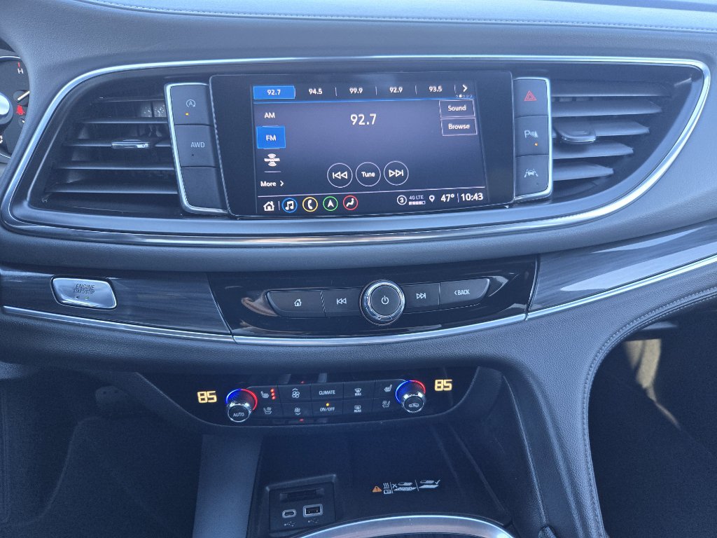 Used 2022 Buick Enclave Premium AWD/4WD image 16