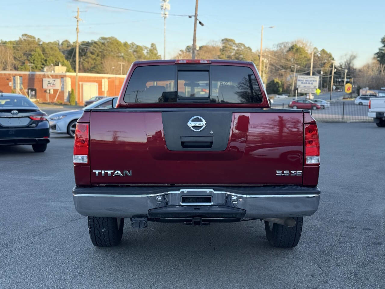 Used 2005 Nissan Titan SE w/ (W01) Utility Bed Pkg image 7