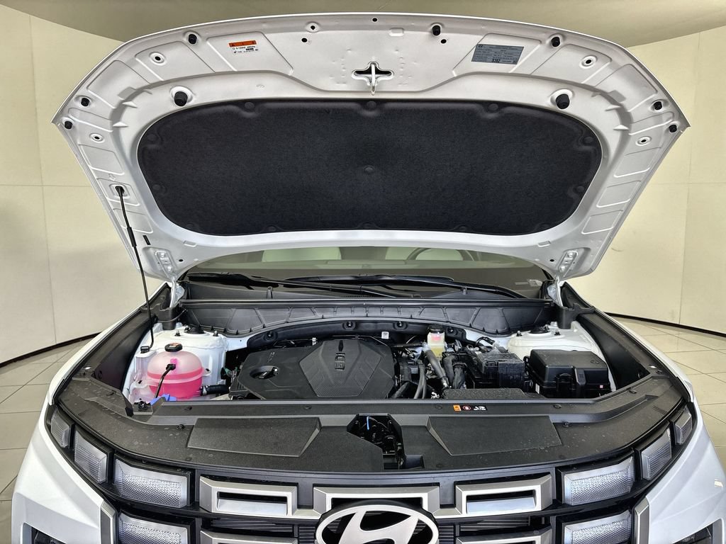 New 2026 Hyundai Santa Cruz SE FWD image 17