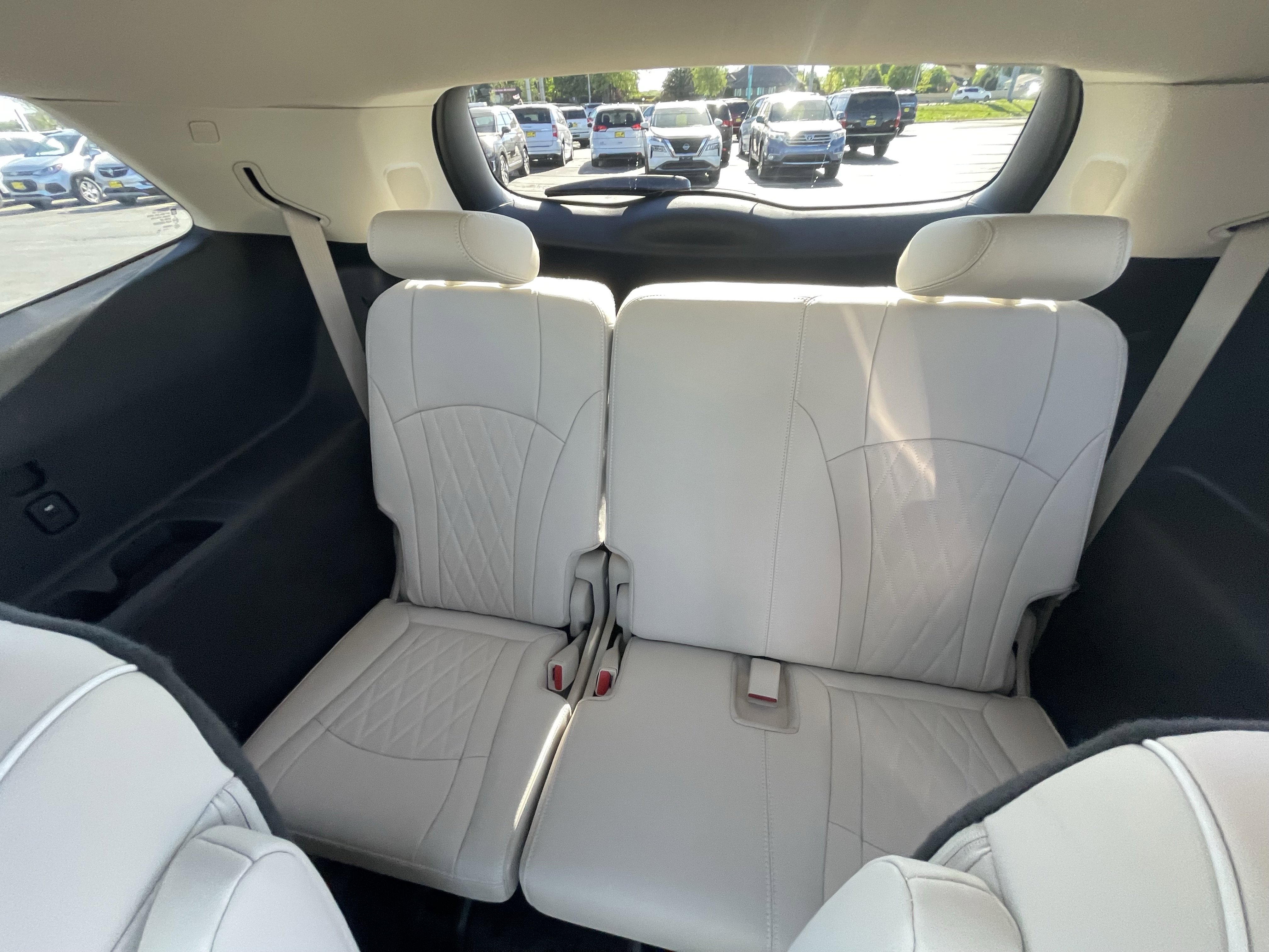 Used 2023 Buick Enclave Avenir w/ Trailering Package, 5000 lbs. AWD/4WD image 29