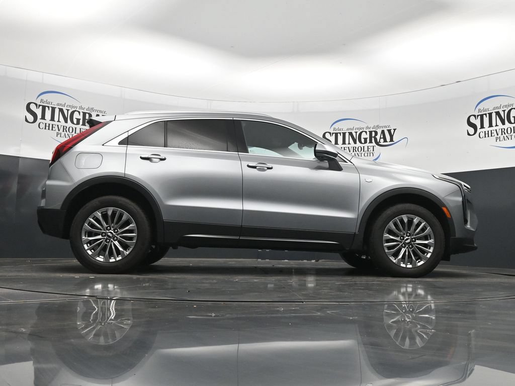 Used 2025 Cadillac XT4 Premium Luxury FWD image 33