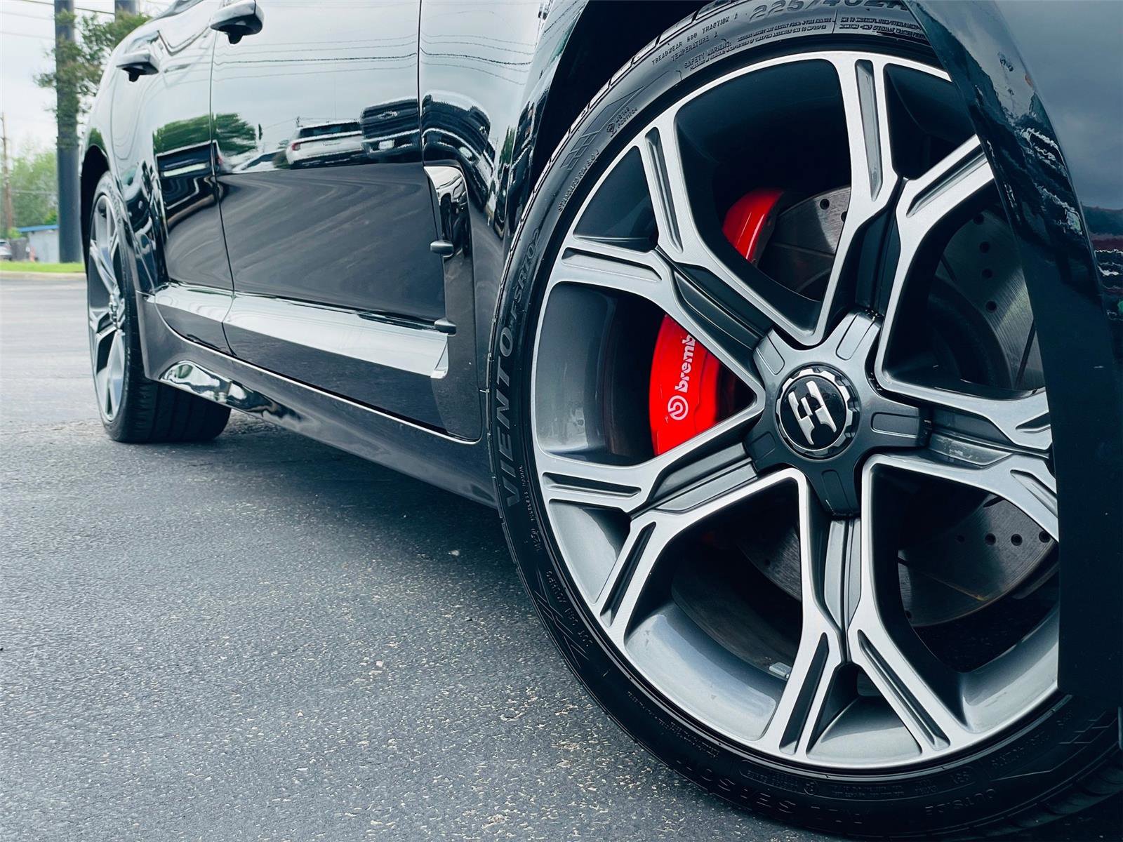 Used 2021 Kia Stinger GT1 RWD image 2