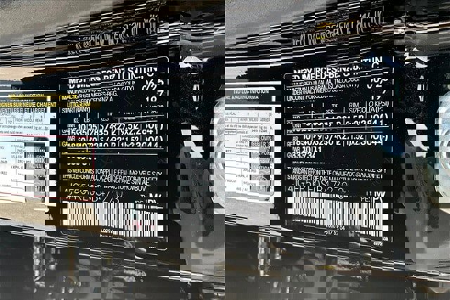 New 2025 Mercedes-Benz GLS 450 4MATIC image 16