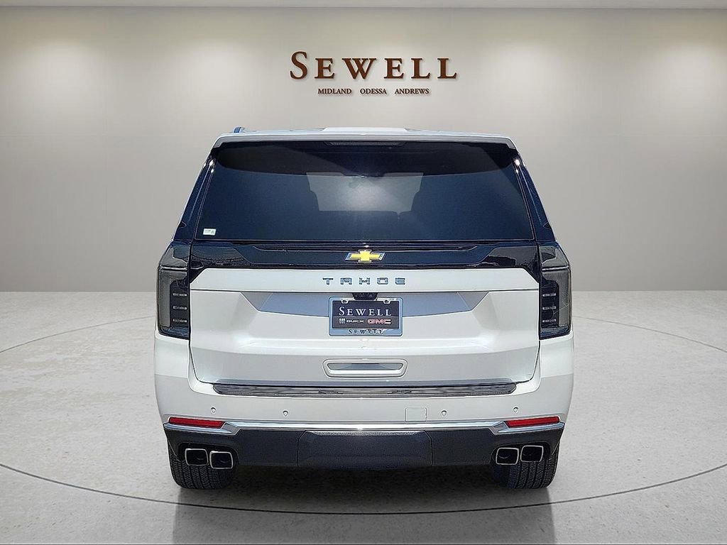 Used 2025 Chevrolet Tahoe High Country AWD/4WD image 4