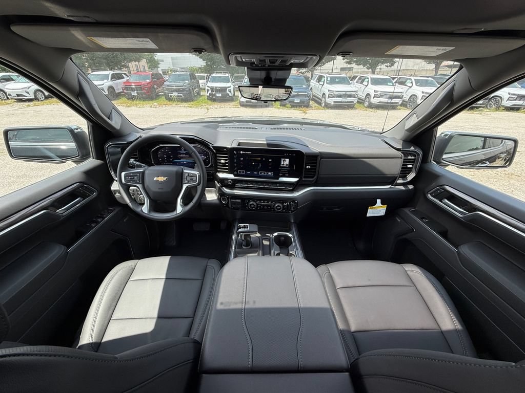 New 2026 Chevrolet Silverado 1500 LTZ w/ Technology Package AWD/4WD image 26