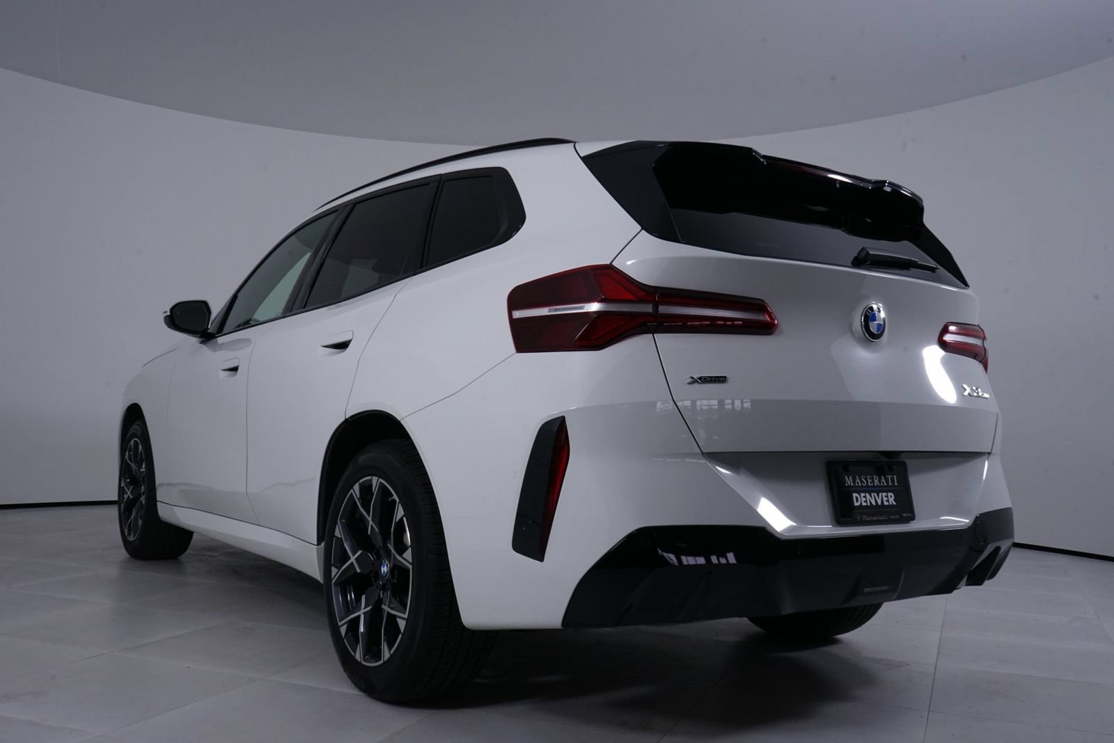 Used 2025 BMW X3 xDrive30i AWD/4WD image 17