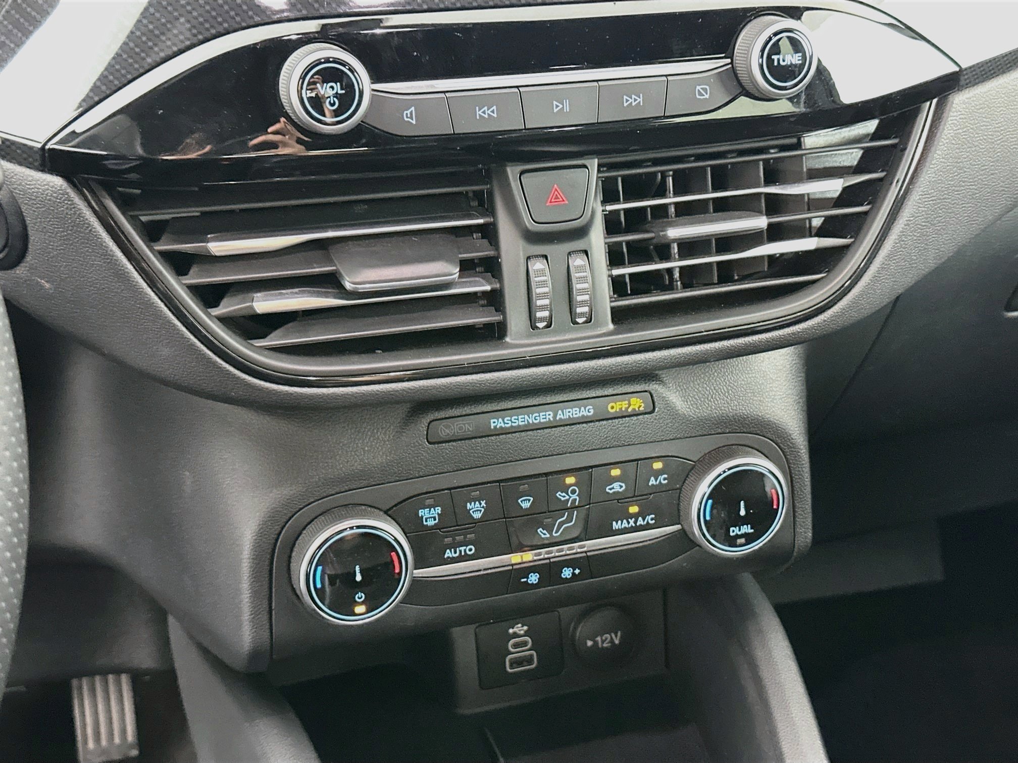 Used 2025 Ford Escape ST-Line FWD image 23