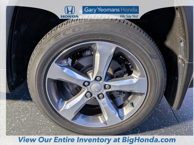 Used 2021 Jeep Grand Cherokee L Limited w/ MOPAR Finishing Package AWD/4WD image 14