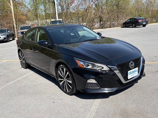 Used 2022 Nissan Altima 2.5 SR FWD image 2
