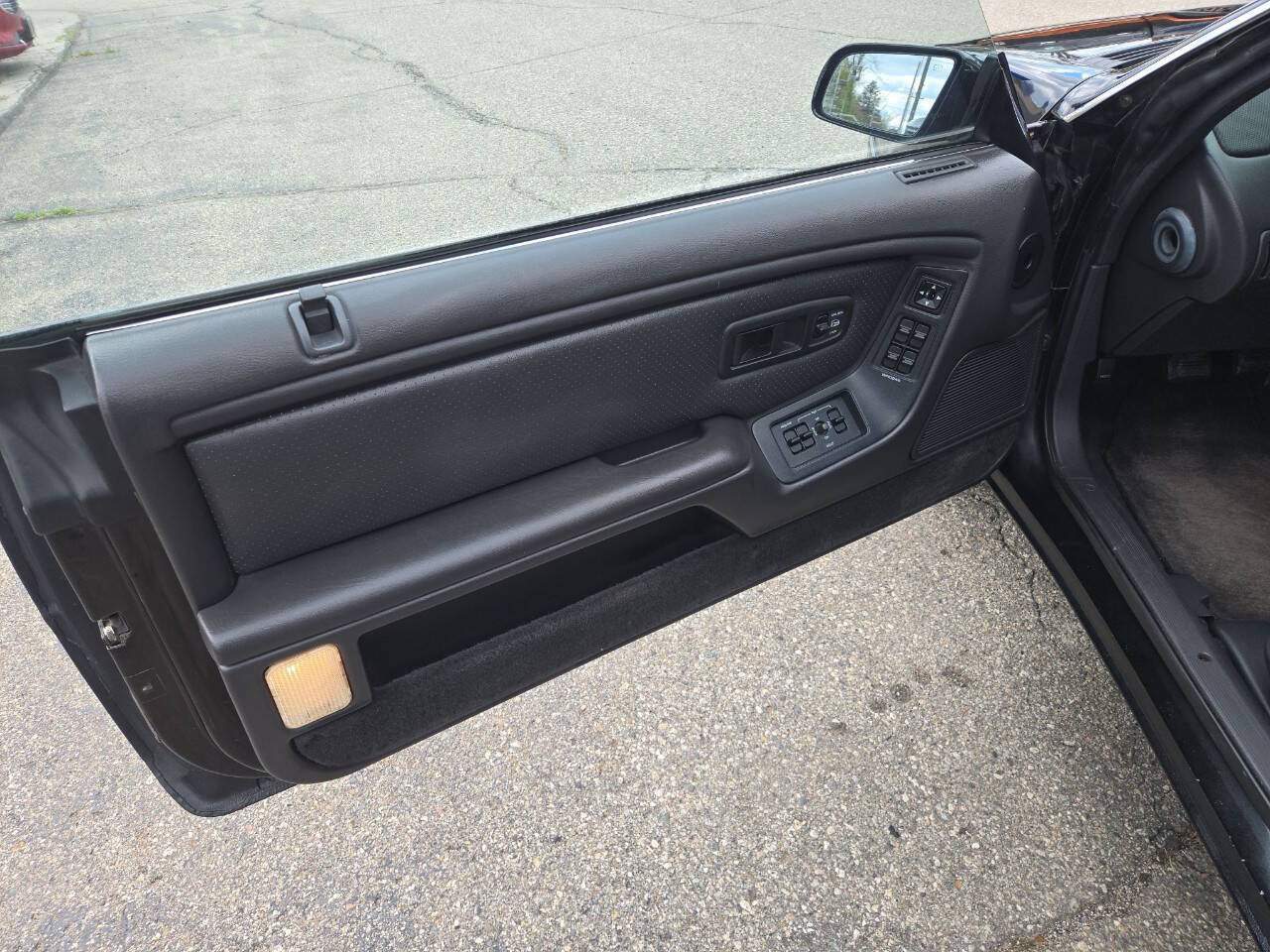 Used 1992 Chrysler LeBaron Convertible FWD image 16