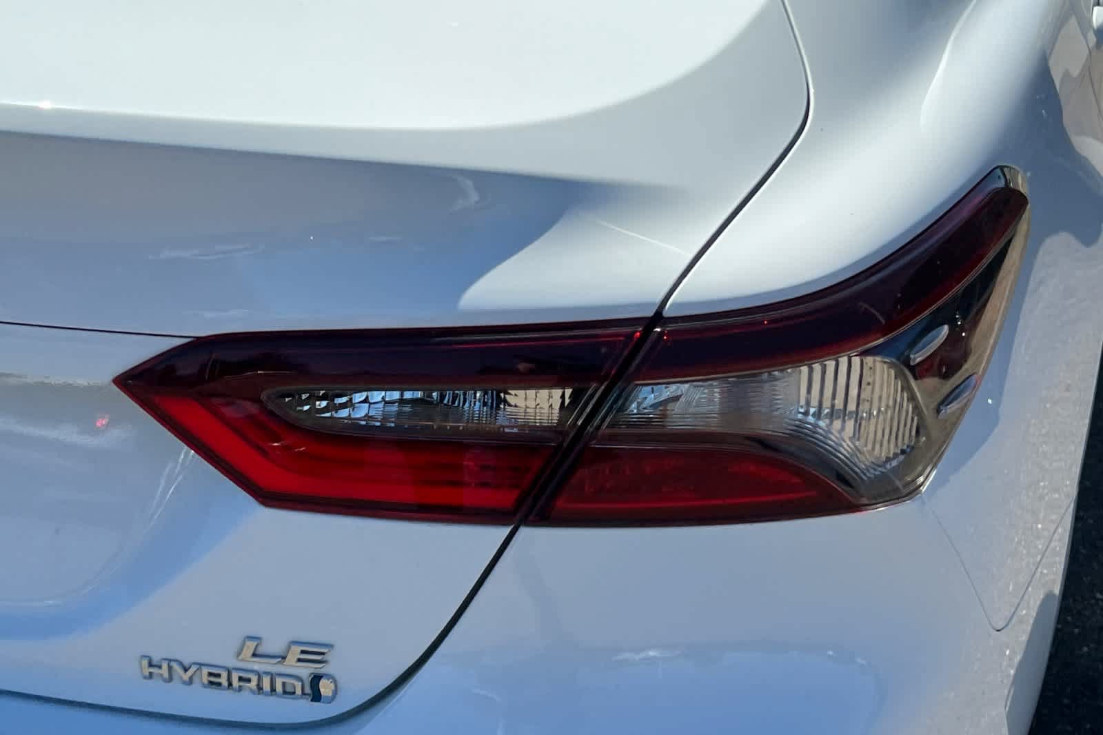 Used 2022 Toyota Camry LE FWD image 18