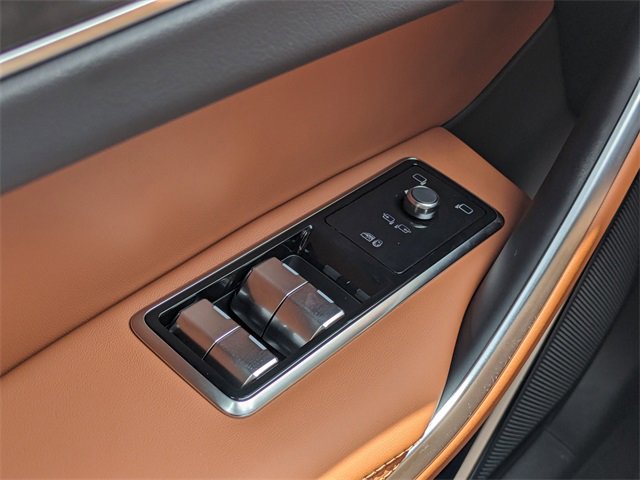 New 2026 Jaguar F-PACE R-Dynamic S image 18