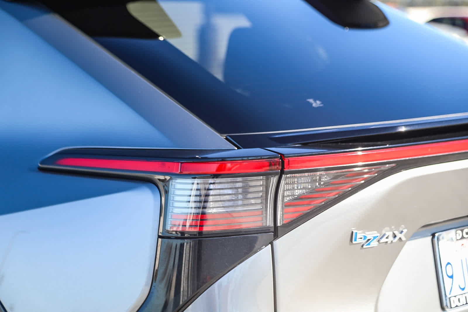 Used 2023 Toyota bZ4X Limited image 9