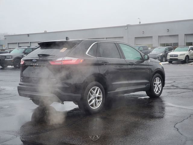 Certified 2024 Ford Edge SEL w/ Convenience Package image 4