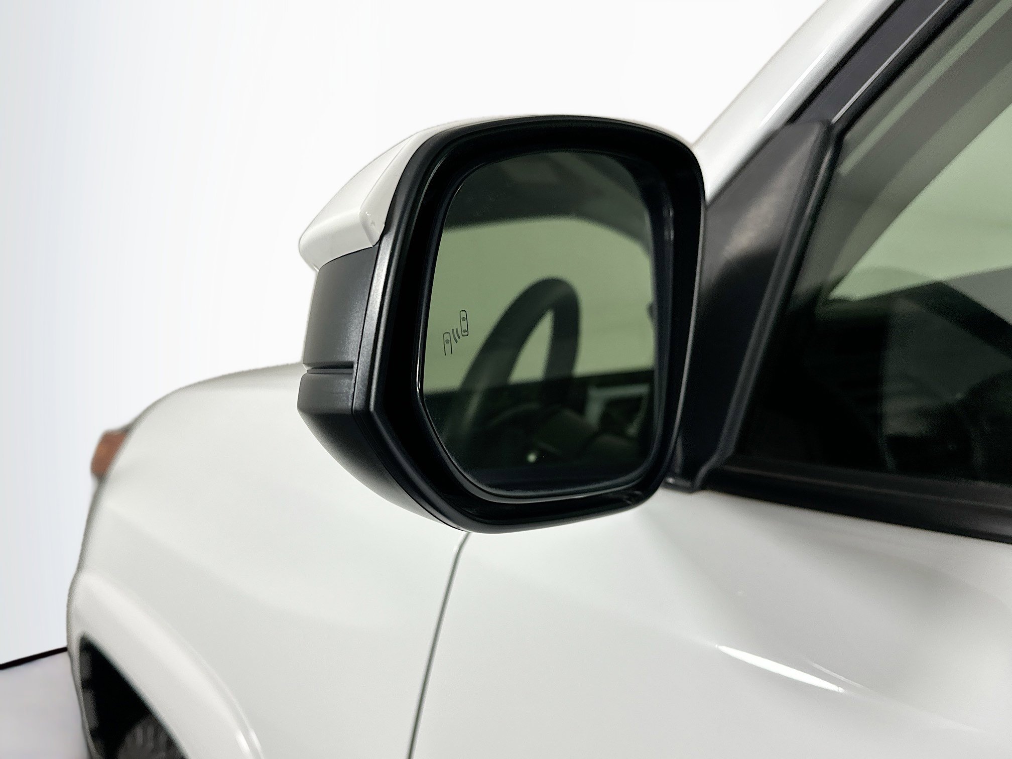 Used 2024 Toyota 4Runner SR5 image 16