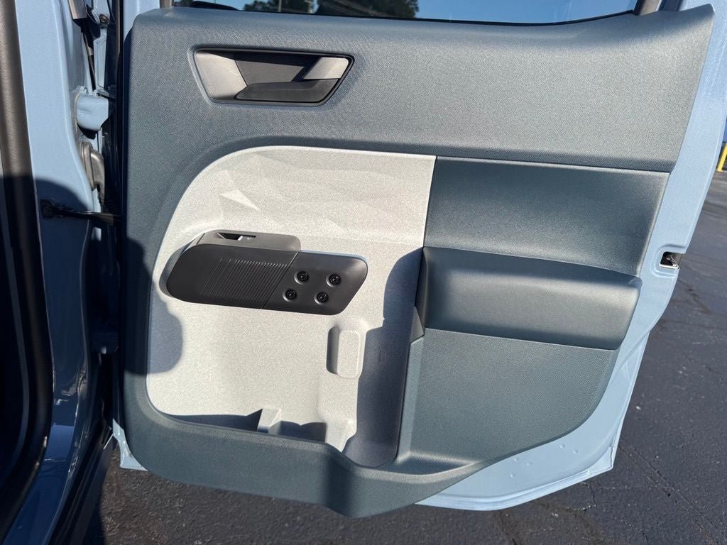 New 2026 Ford Maverick XLT FWD image 23