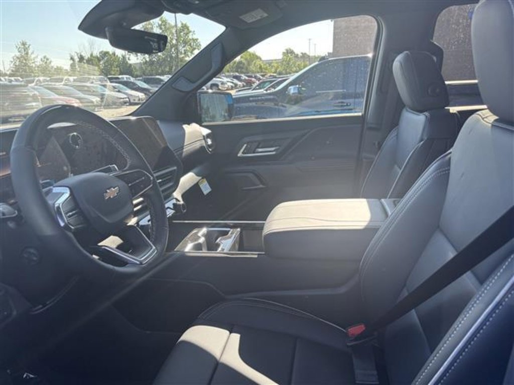 New 2026 Chevrolet Silverado EV LT image 3