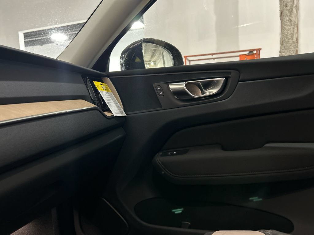 New 2026 Volvo XC60 B5 Plus w/ Climate Package AWD/4WD image 20